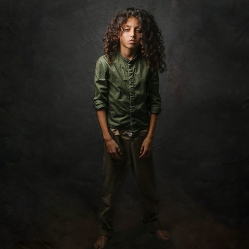 fotógrafo-en-barakaldo-sesiones-de-fotos-para-niños-y-bebés Fotografía fine art realizada en estudio en barakaldo, con modelo adolescente
